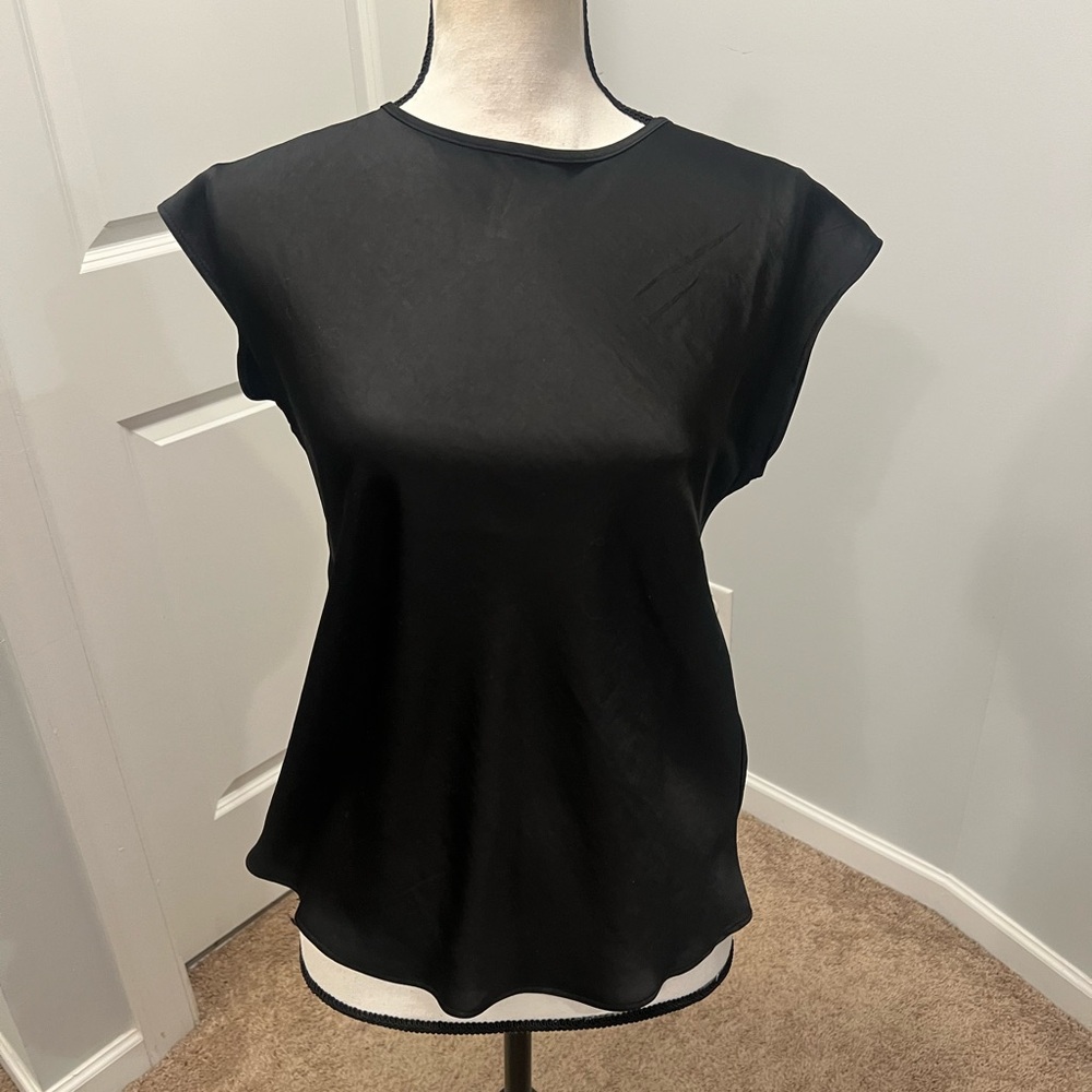 Express Black Keyhole Blouse Cap Sleeve Size XS New With Tags